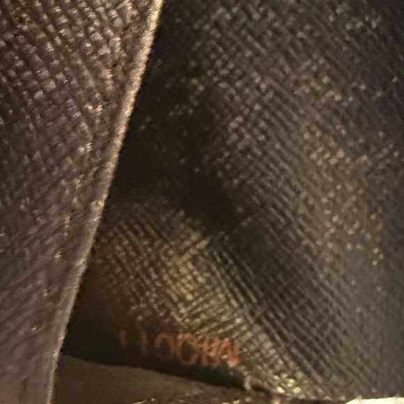 Louis Vuitton wallet - fair condition - Picture 3 of 14